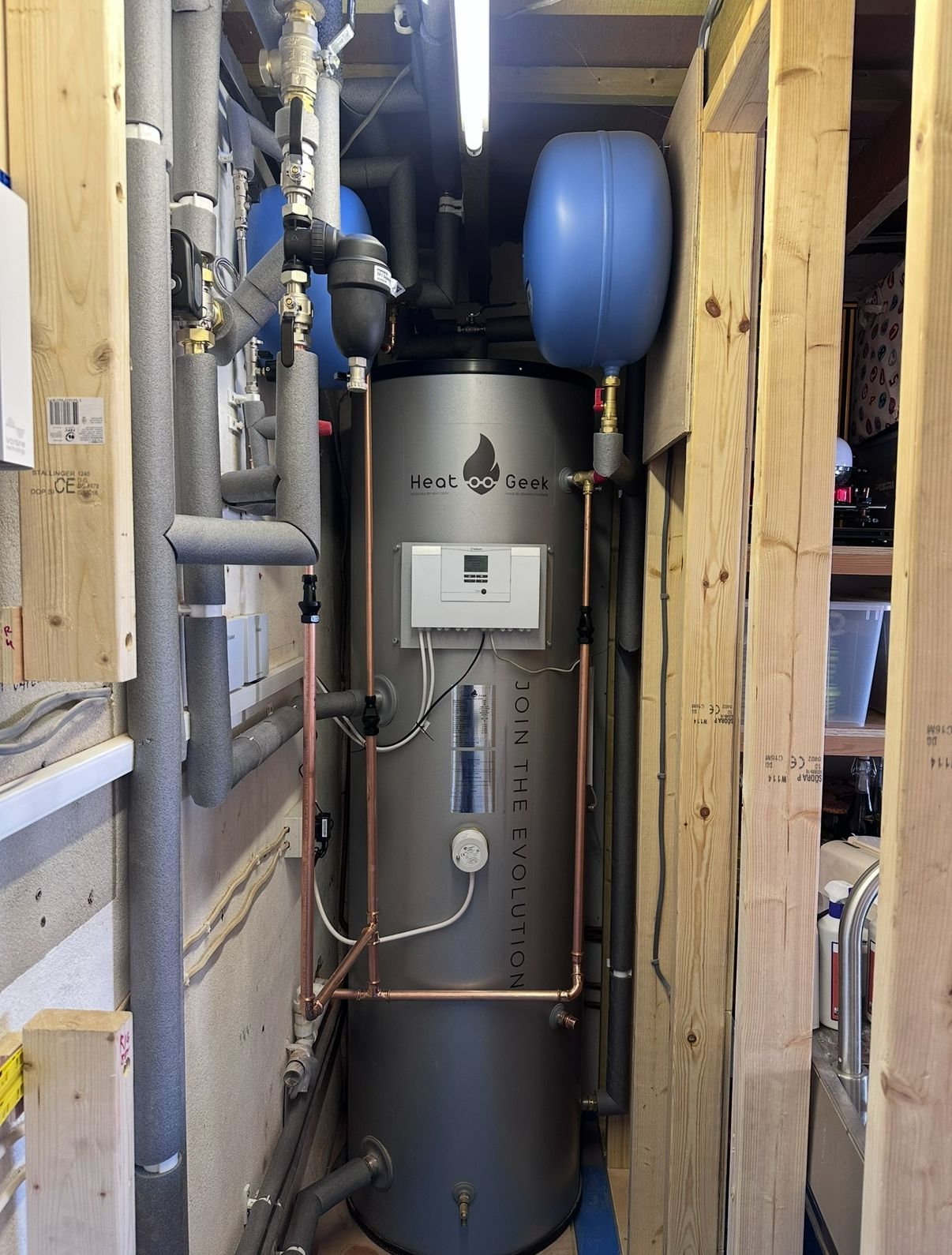 Newark cylinder with Heat Geek design and internal heating pipework installed for a Vaillant aroTHERM plus 7kW heat pump retrofit in Essex.