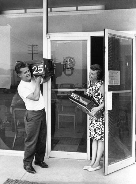 wviz team moving from their first home to the second