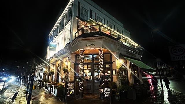 Pubs.🍻Glorious, precarious pubs