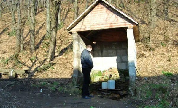 Village-of-Twins-Ukraine2-600x366