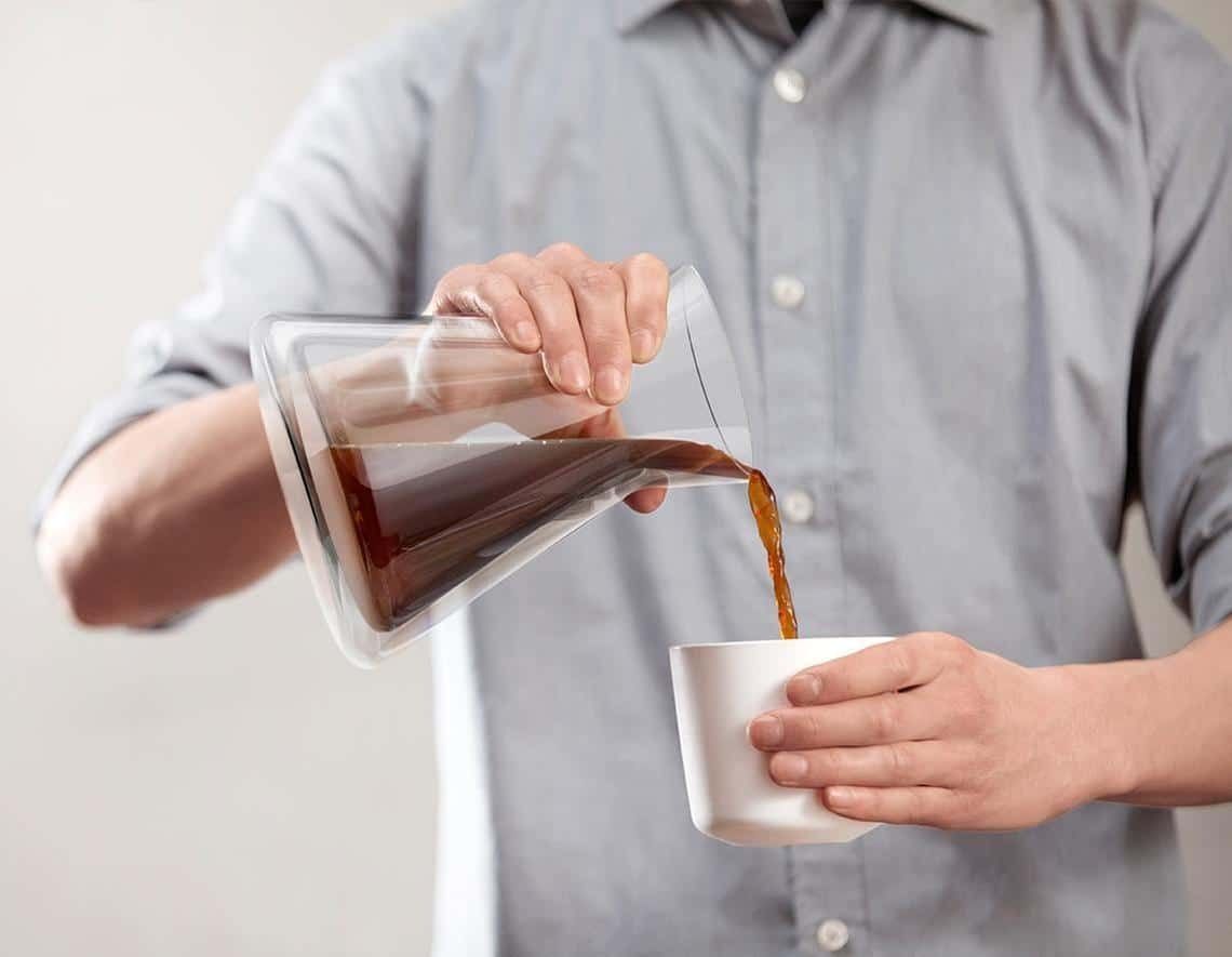 Poppy Pour-Over connected coffee machine