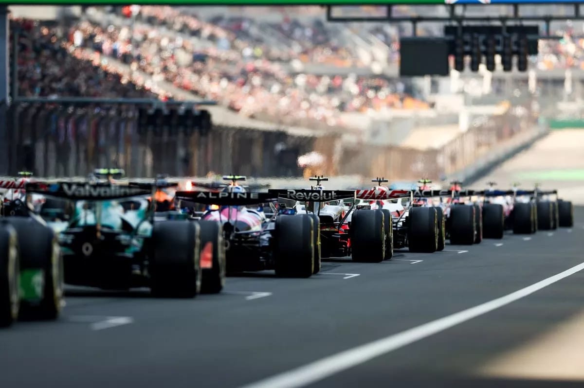 F1 race start