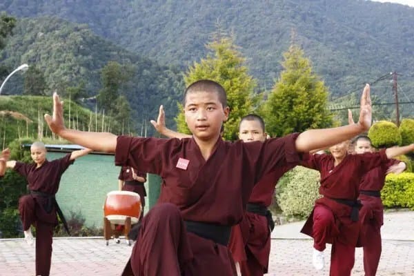 kung-fu-nuns3-600x400
