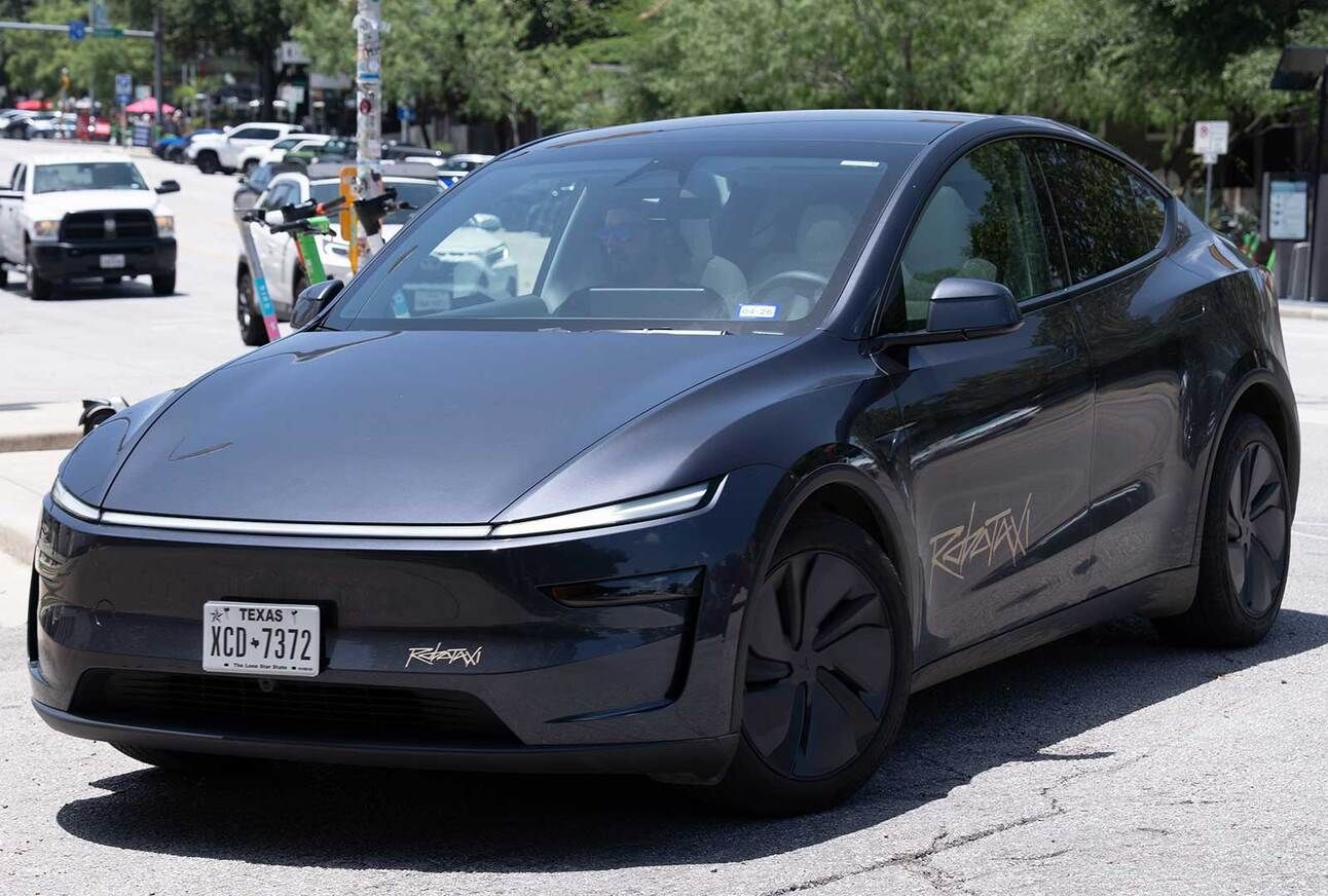 Tesla Robotaxi