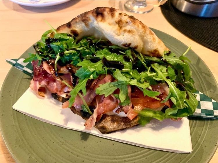 stro Ristoro bacon caprese panuozzi