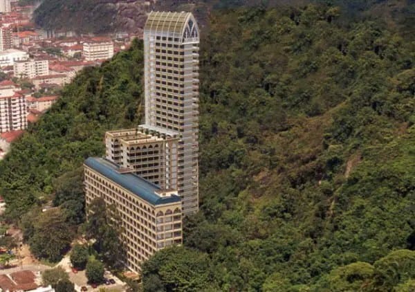 tallest-cemetery-600x422
