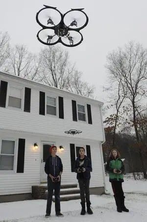 5685bfae83b7a.image