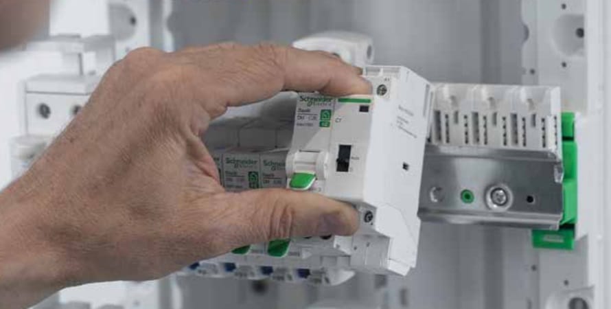 Resi9 schneider electric connected electrical panel