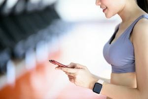 woman wearing pretty cardio watch