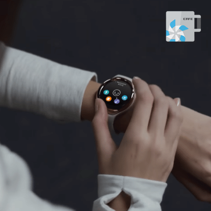 Samsung Triathlon SM-R150 fitness tracker