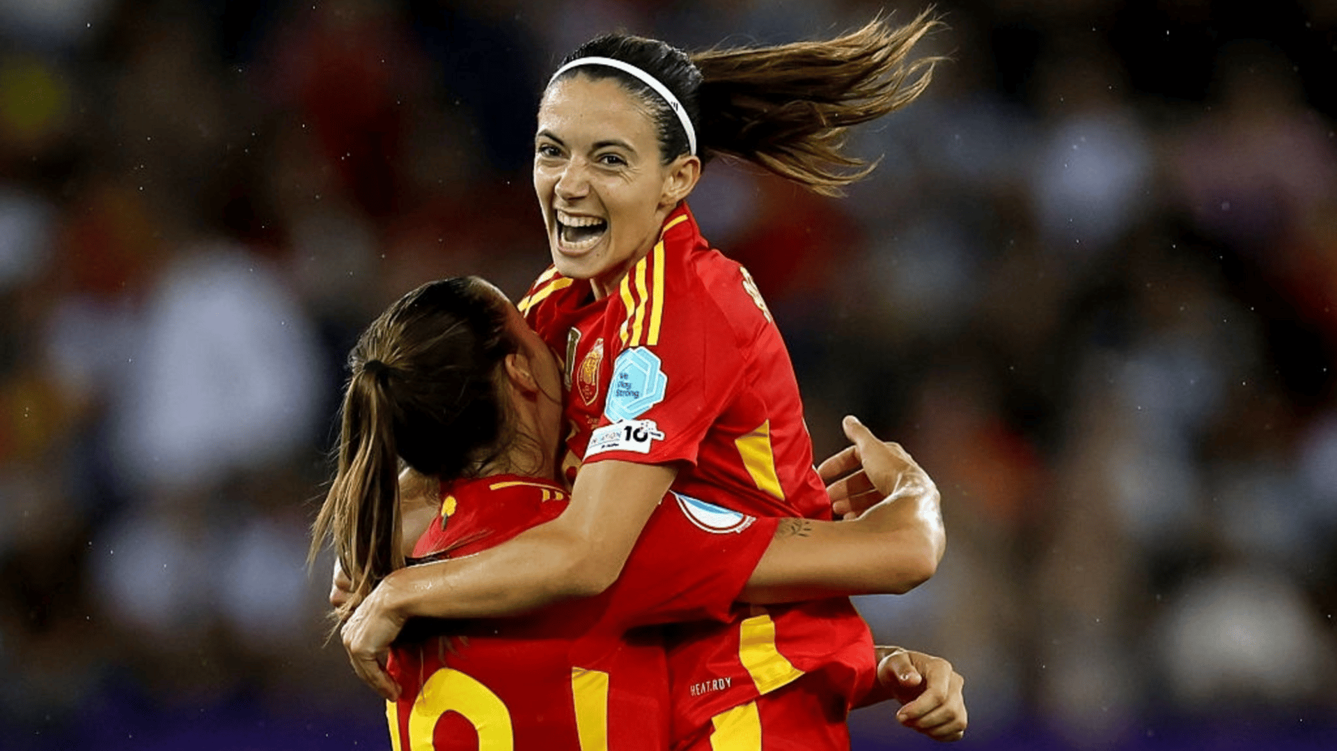 Aitana Bonmati and Patricia Guijarro of Spain celebrate the teams victory and progression to the final