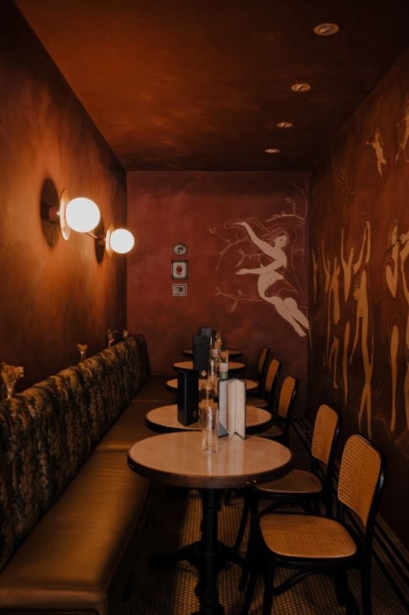 Pax Romana interiour