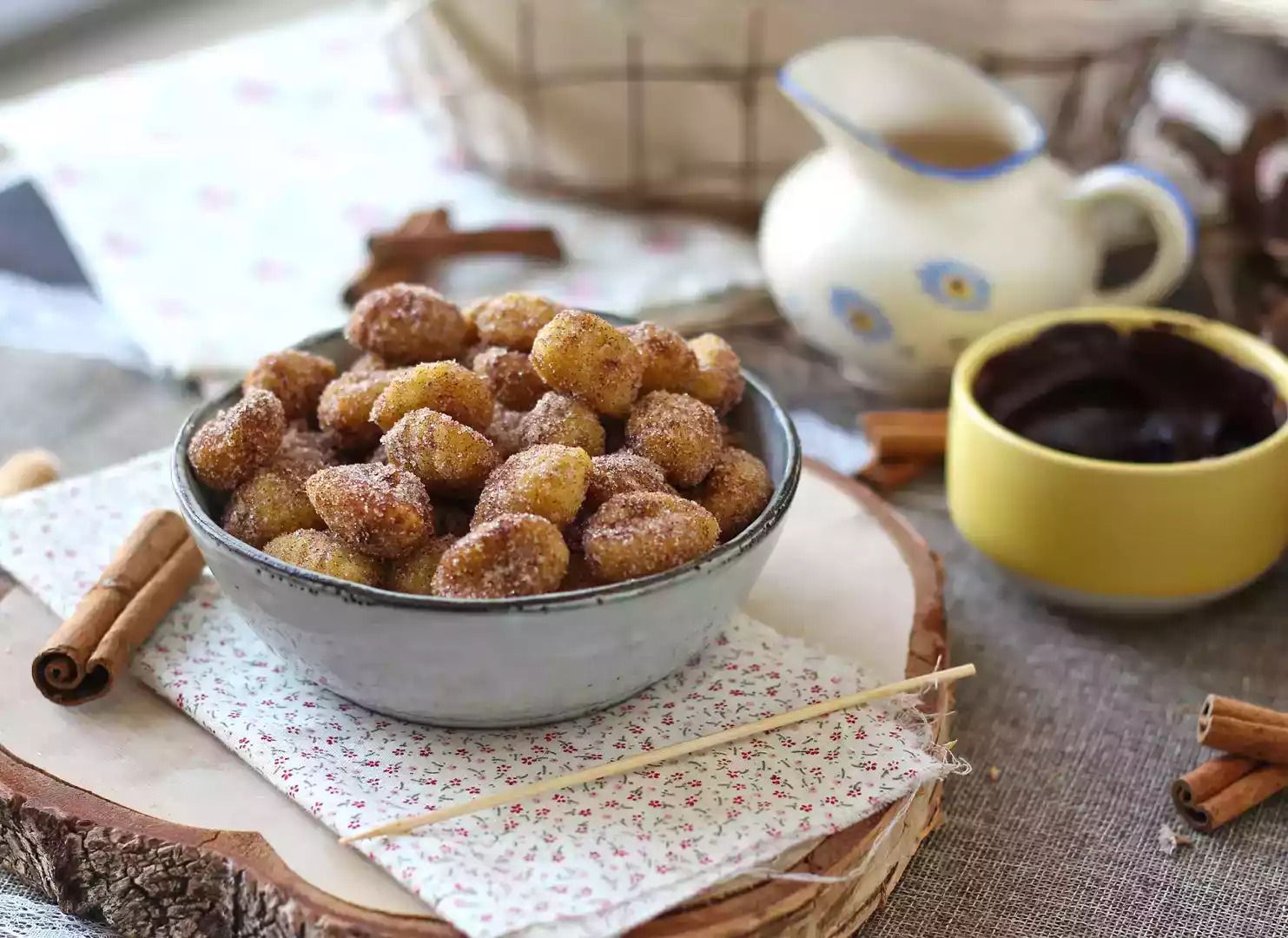 Cinnamon dessert gnocchi