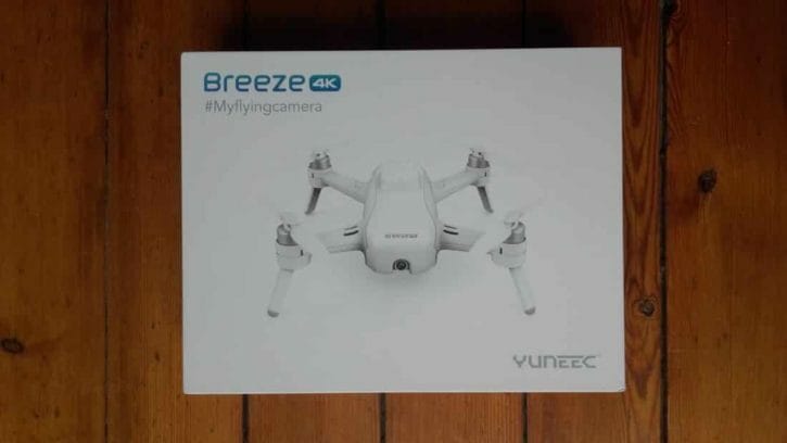 Unboxing Breeze 4k box on it
