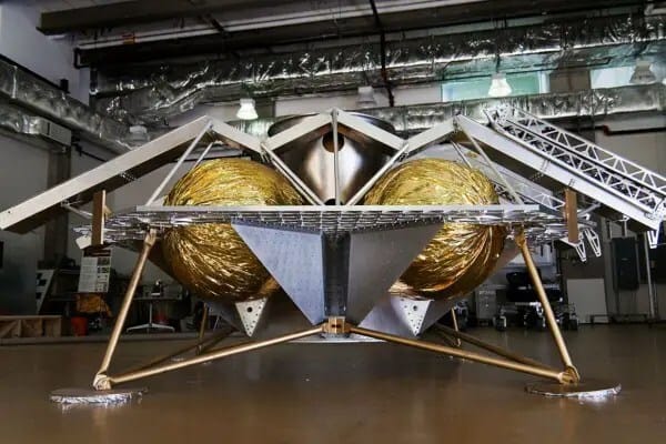 600x400xElysium-space-burial2-600x400_jpg_pagespeed_ic_0e2wr8Drpc