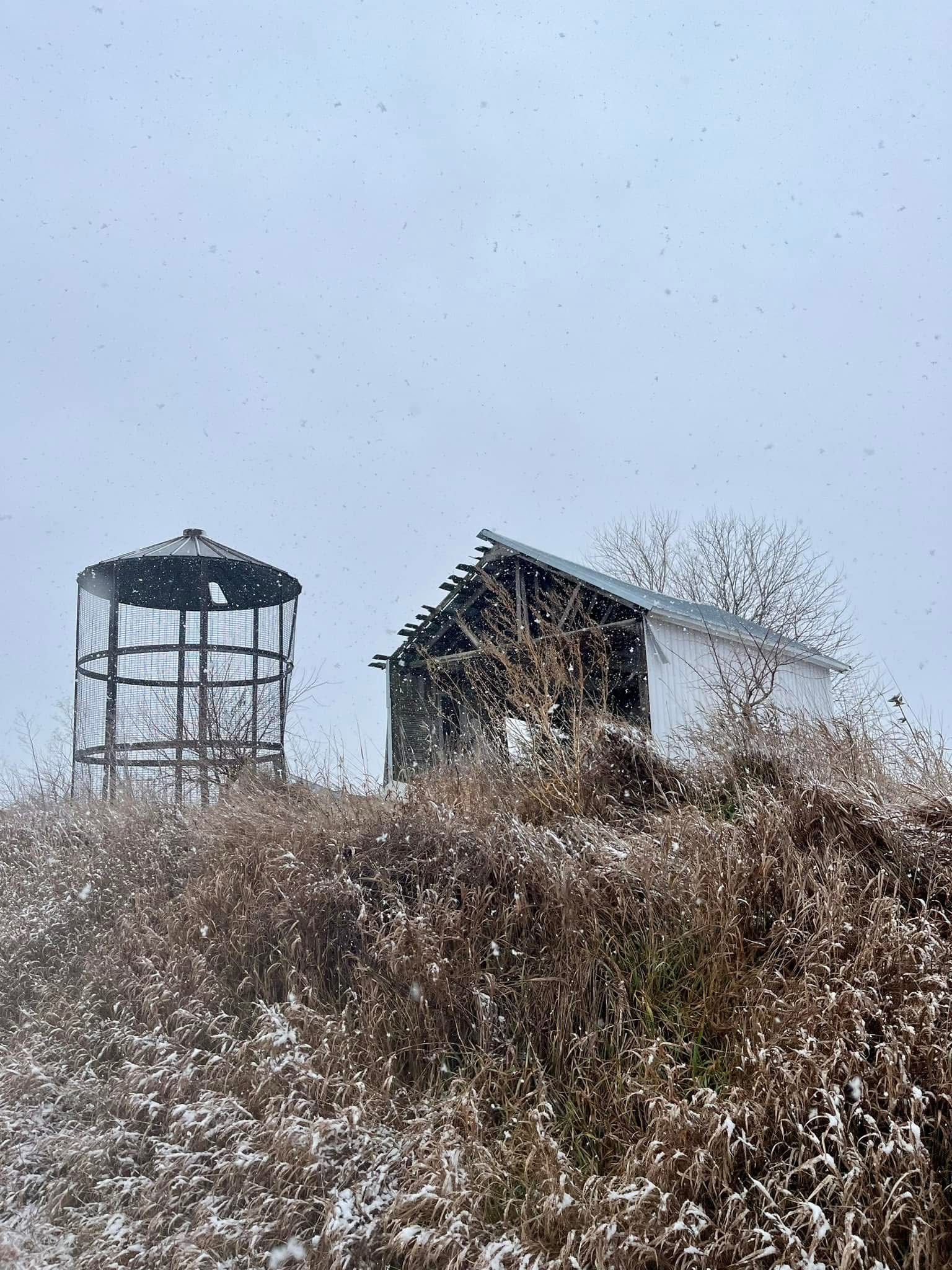 Image of a corn crib in the snowy midwest