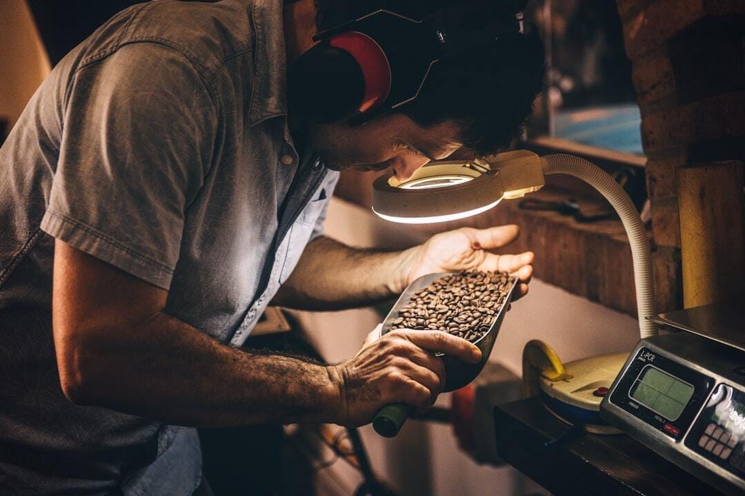 Expert coffee roaster, Claudio Iovine, at Café Kaawa