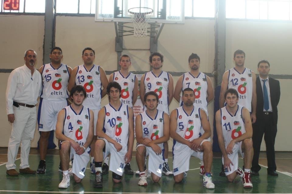 Semi-pro basketball team in Pucón, Chile