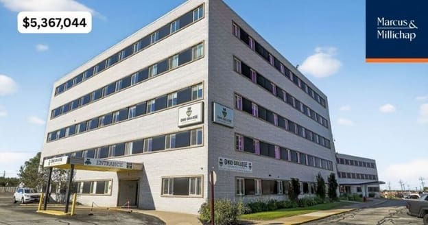 MOB for sale at Maple Heights, OH