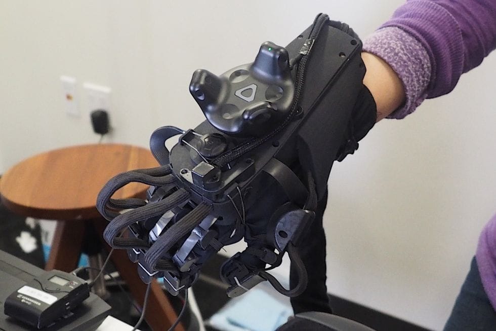 HaptX -gant-smart health device 智慧医疗设备智慧健康VR手术的手套