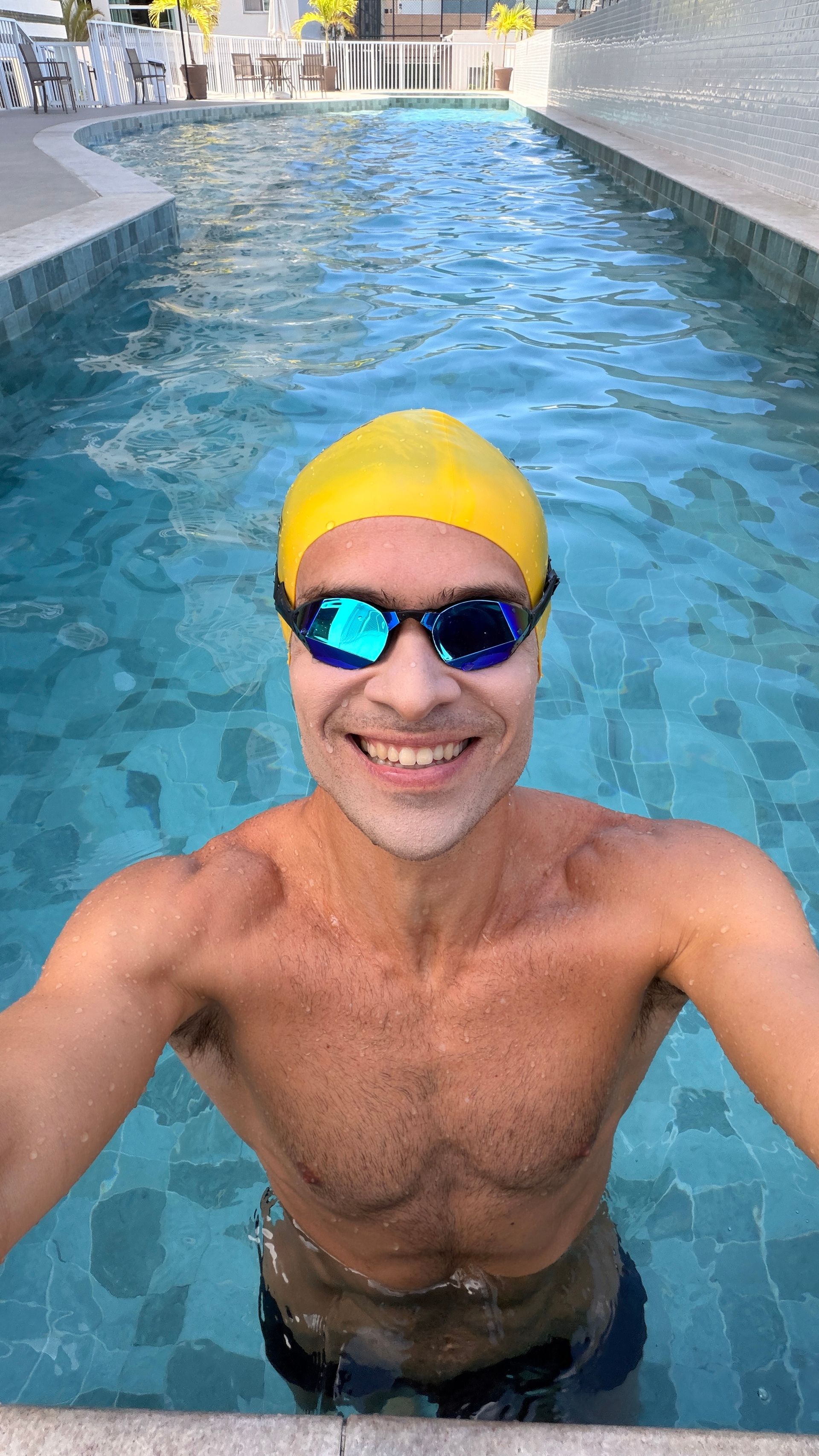 com o Óculos de natação: TheMagic5