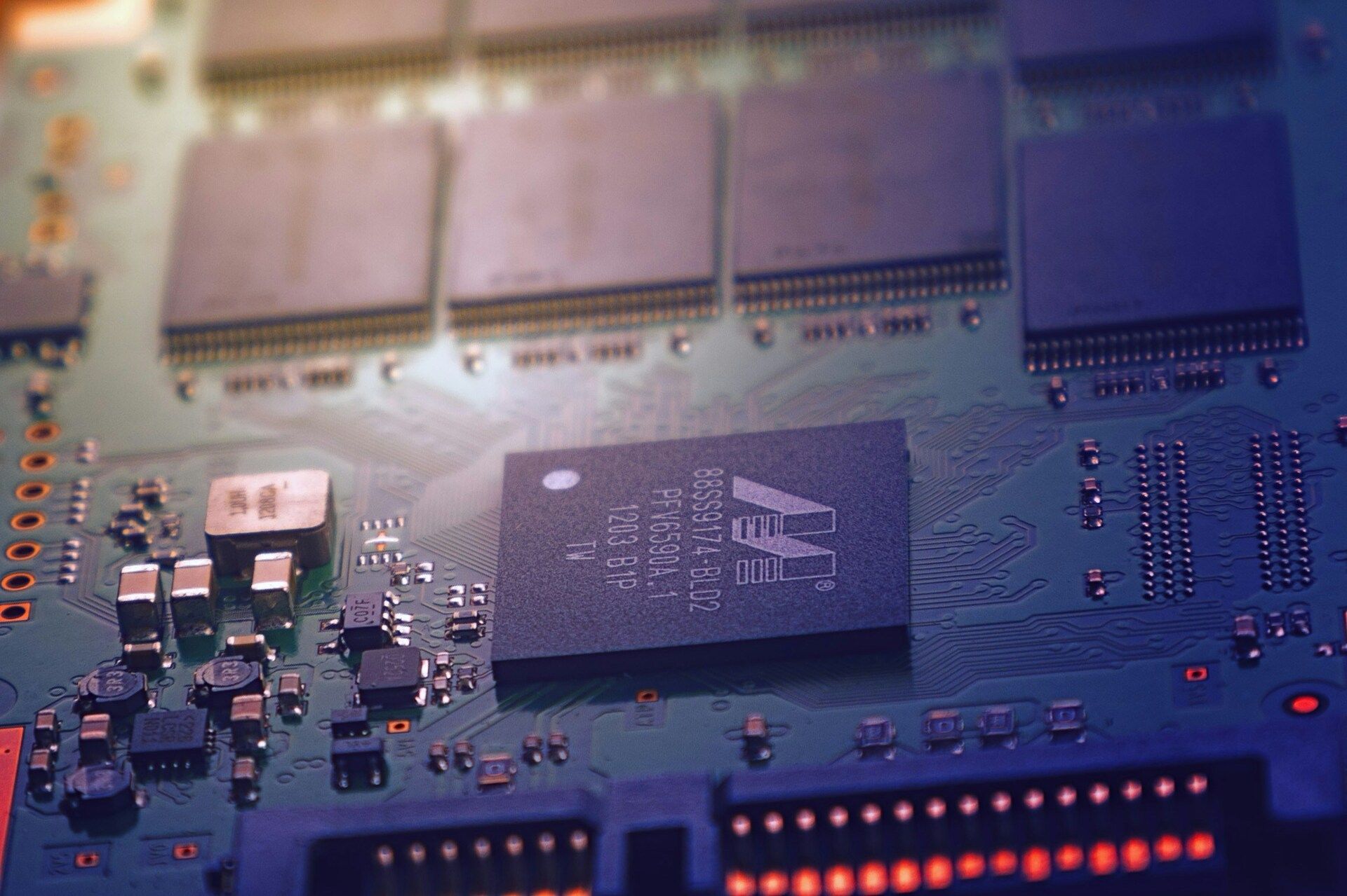 🕶️ China tightens the screws on Nvidia chips Newsletter