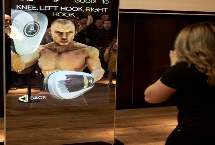 virtual boxing with fittar connected mirror, connected sport and coronavirus