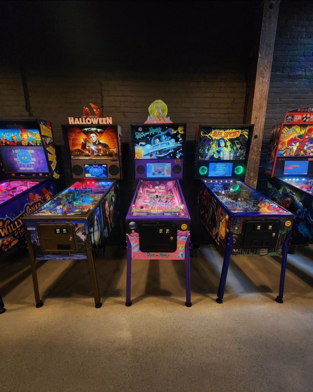 Pinhalla Pinball Pizzeria Is Victoria s Hottest New Entertainment Spot Pinhalla Pinball Pizzeria Is Victoria s Hottest New Entertainment Spot