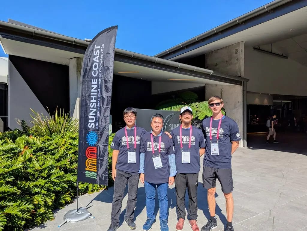 openai-or-google-or-both-achieved-gold-in-the-international-math-olympiad-who