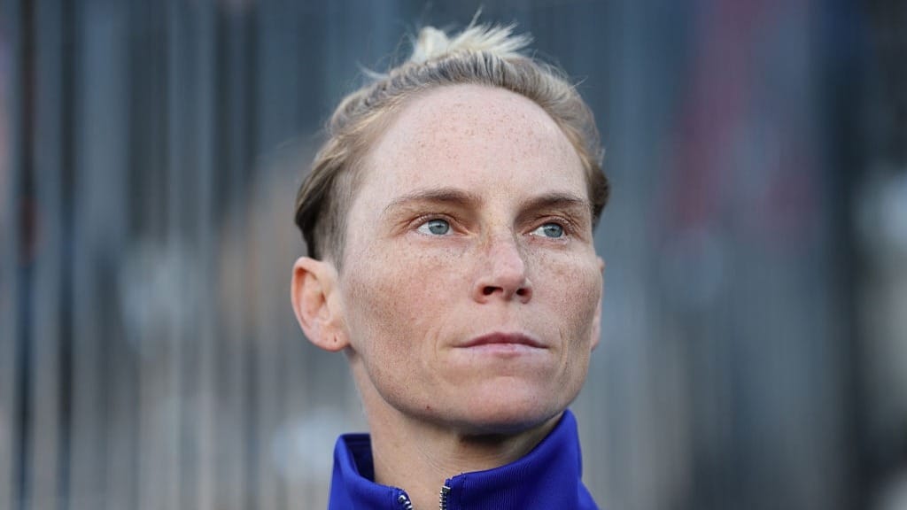 Jess Fishlock #10 of Seattle Reign FC looks on prior to the NWSL match between Seattle Reign and Kansas City Current 