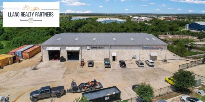 small bay for lease in Buda, TX