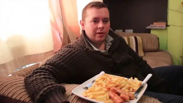 sausages-and-chips-diet-600x338