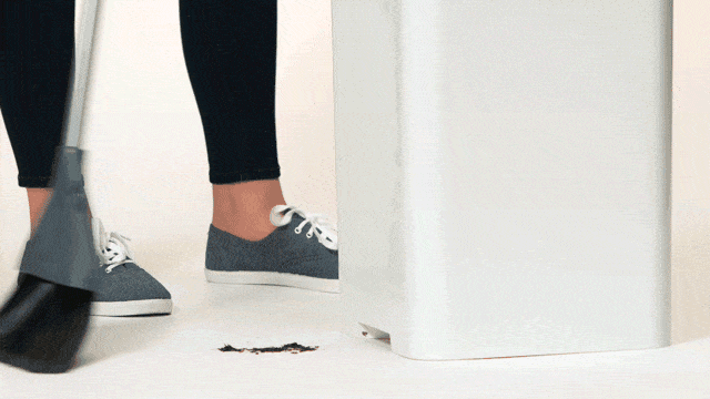 Bruno dustbin connected vacuum cleaner