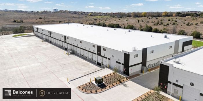 small bay for lease in Buda, TX