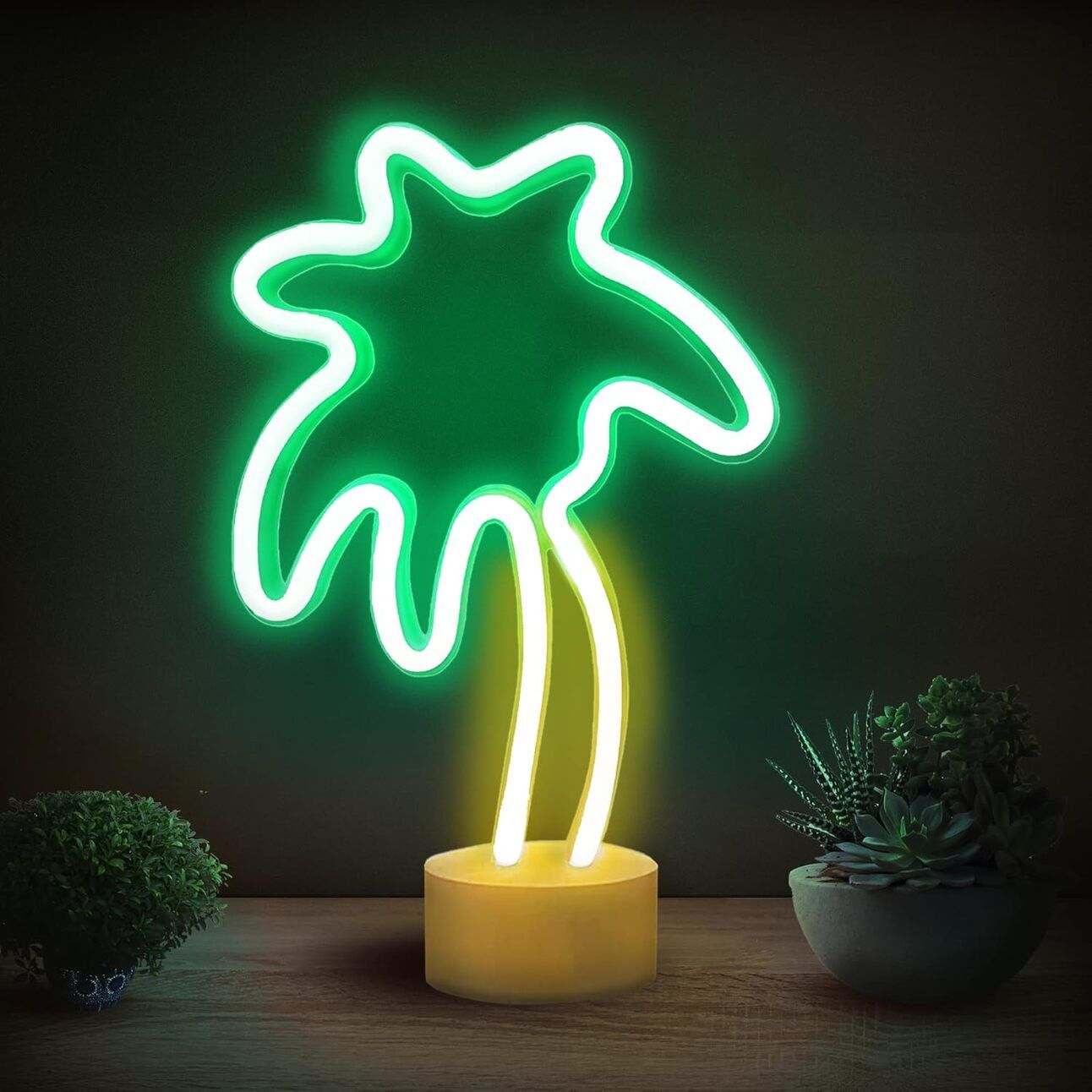 Neon LED Palm Tree Sign Alt Text: USB-powered neon palm tree LED sign, perfect for adding vibrant Vice City-style lighting to a gaming desk or shelf.