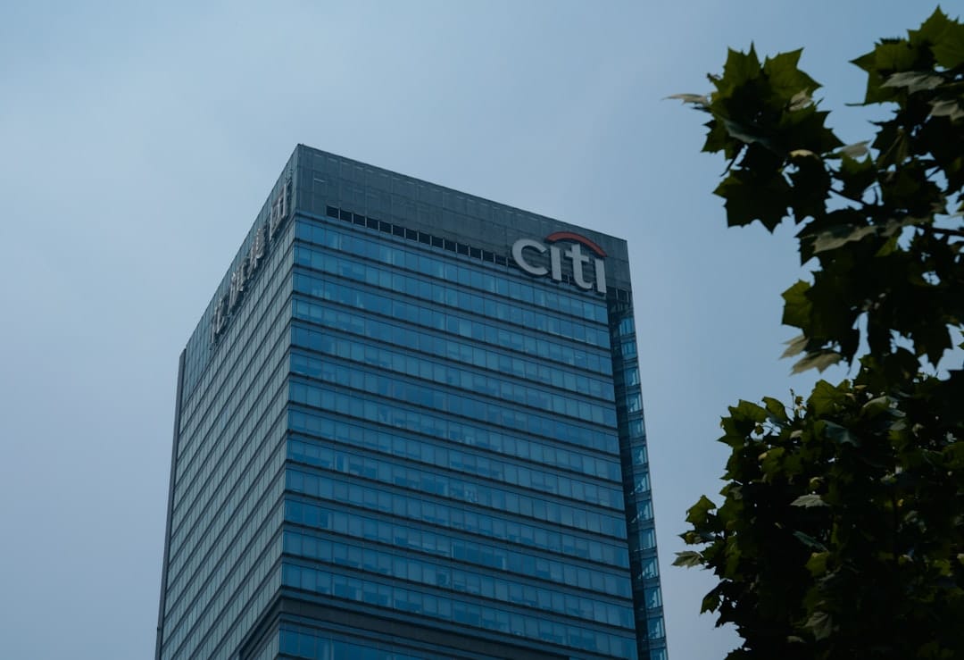 Citi's 90K AAdvantage Bonus Is Back - Plus Tahiti Nonstop for 25,000 Capital One Miles
