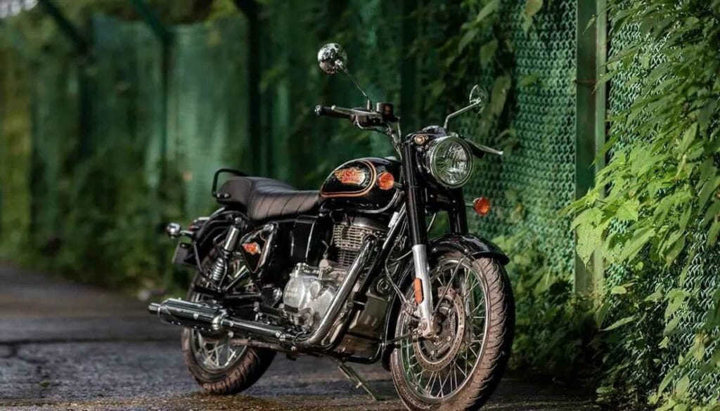 Royal Enfield Bullet 350 Diwali Offer खरीदने को लगी होड़, मिल रही है सिर्फ 5,888 रुपए के किस्त पर