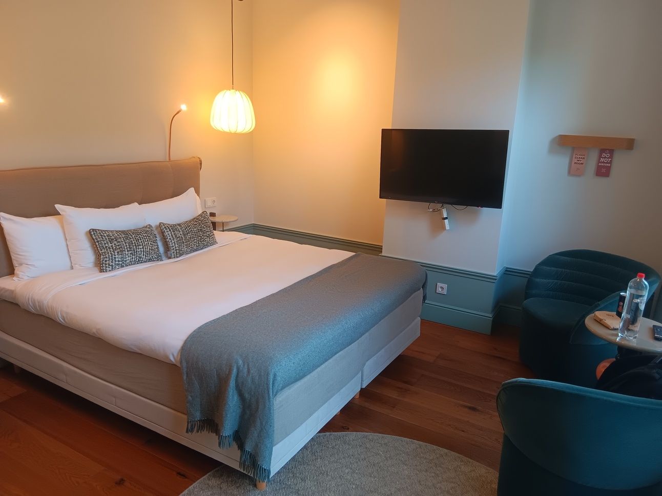 Eclectic Hotel Copper Middelburg room