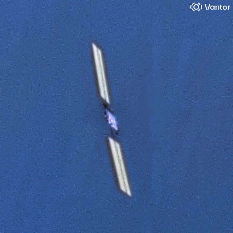 A high‑resolution image from Vantor’s WorldView‑3 satellite shows a malfunctioning SpaceX Starlink spacecraft after an in‑orbit anomaly on December 17 caused it to lose contact and vent its propulsion tank. The failure left the satellite tumbling and descending toward Earth, where it is expected to burn up in the atmosphere within weeks, according to SpaceX. Vantor captured the photo from about 150 miles away to help assess the satellite’s condition, offering a rare close‑up look at a damaged spacecraft in low Earth orbit. 