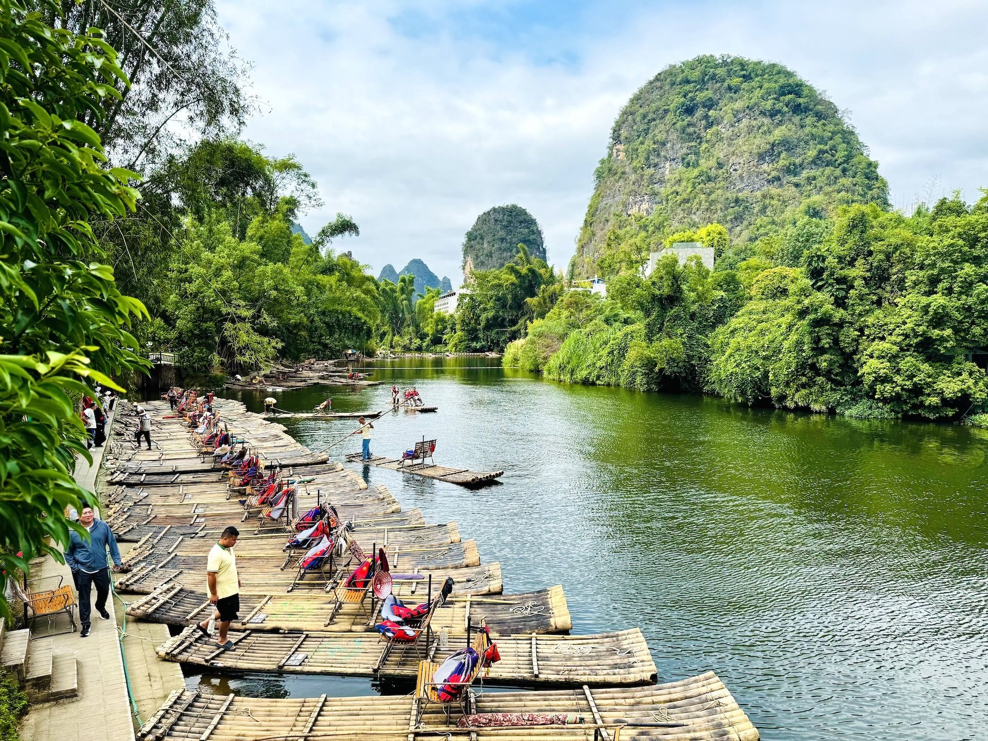 Bamboo rafts lined up at Shili Gallery