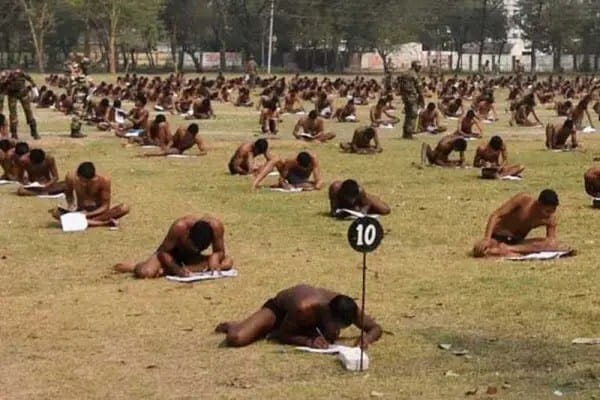 India-naked-test3-600x400