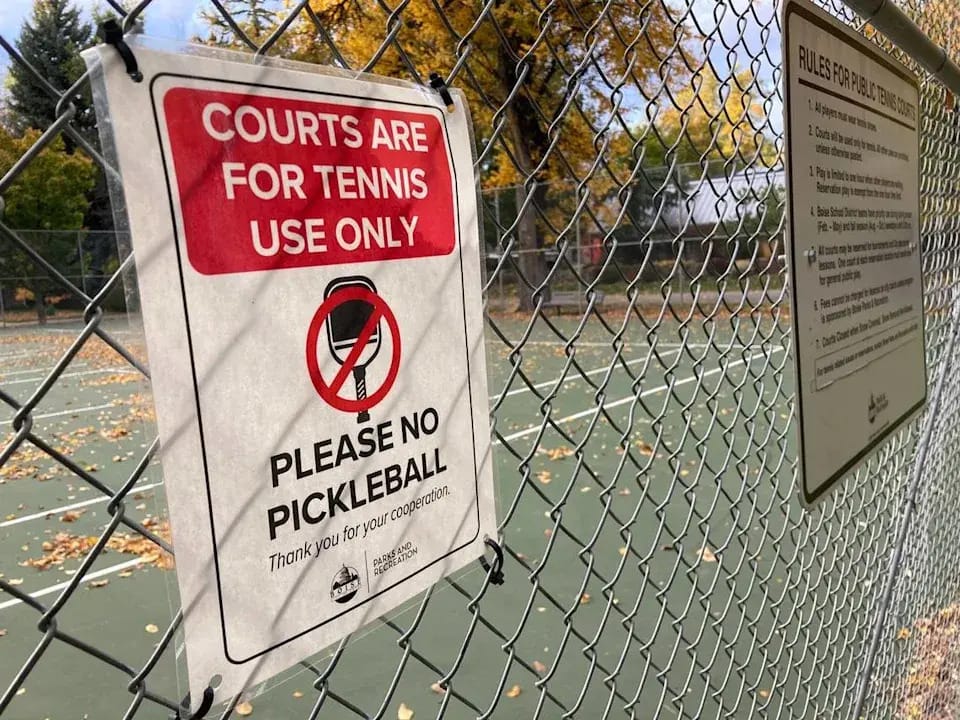 Court closure image