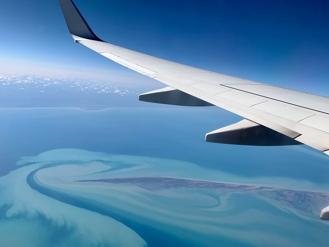 Pilots Stuck in Starbucks Lines, Drip Pricing Hits Airport Lounges, and 175K Hilton Points Won't Last Much Longer