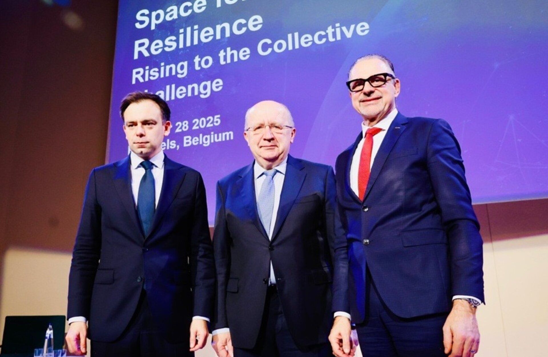 European Commissioner for Defence and Space Andrius Kubilius stands alongside Poland’s Minister of Finance and Economy Andrzej Domański and ESA Director General Josef Aschbacher. 