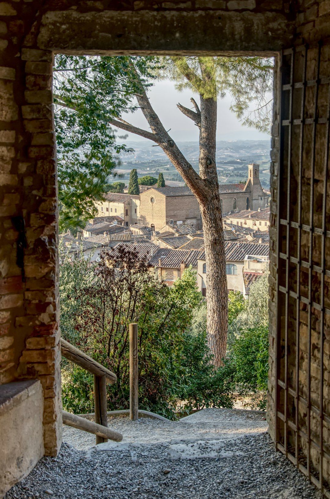 Feramed view of San Gimignano. It is possible to see the chiesa di Sant'Agostino (Church of St Augustine).