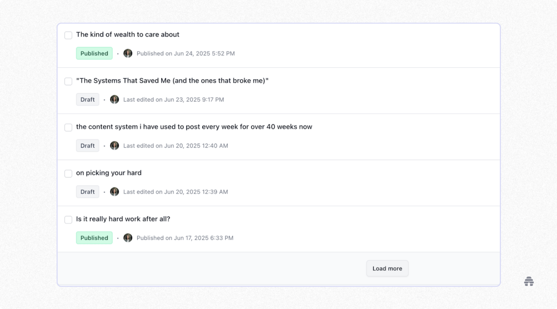How I Plan a Month of Newsletter Content Using beehiiv