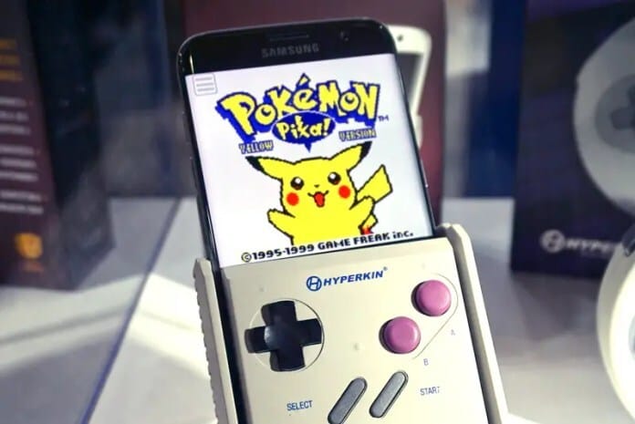 3e9d510a7b_Hyperkin-Smart-Boy-At-E3