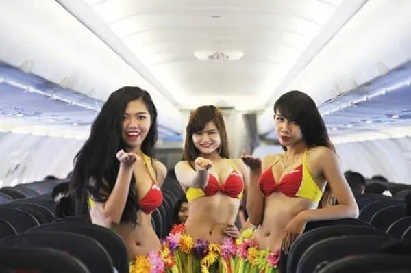 VietJet-bikini-airline-1-600x399