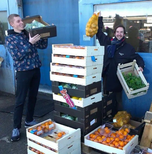 WeFood-supermarket2-600x608