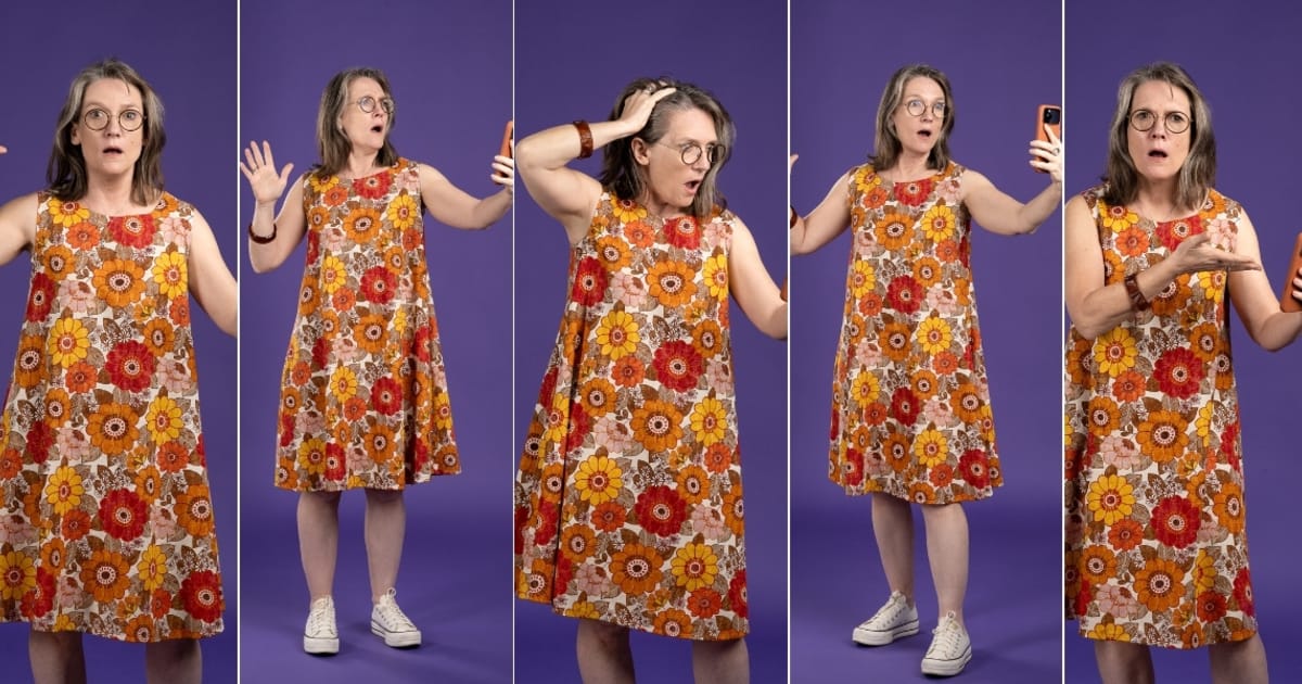 I took a photo walk a couple of days ago. I didn’t bring home too many photos. This view caught my eye despite its randomness. I was happy to found a place where there was just one color in the frame :)